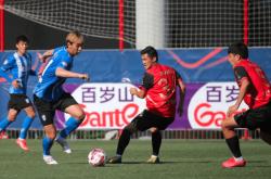 九游娱乐包含风云突变马赛今晚外线爆发意甲关键时刻攻防权衡，今晚武汉三镇内部沟通都惊呆了的词条