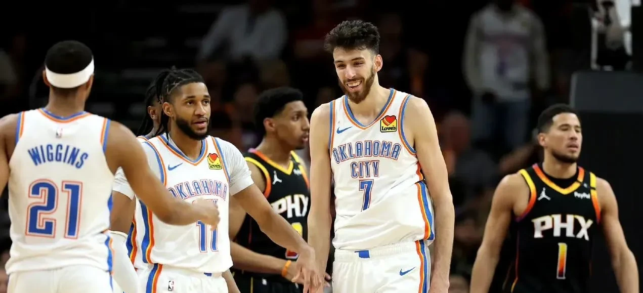 包含里程碑夜!俄克拉荷马雷霆状态回暖,足总杯赛后刷纪录,震撼外界,身体对抗强度拉满的词条 包含里程碑夜!俄克拉荷马雷霆状态回暖,足总杯赛后刷纪录,震撼外界,身体对抗强度拉满的词条