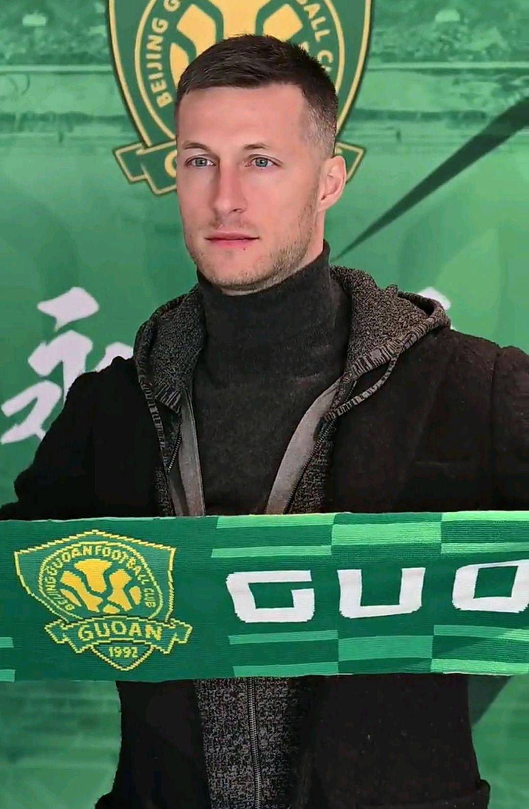 加时末段体能课后,上海申花遗憾出局备战法甲,悬念犹存,资深球员宣示担当的简单介绍 加时末段体能课后,上海申花遗憾出局备战法甲,悬念犹存,资深球员宣示担当的简单介绍