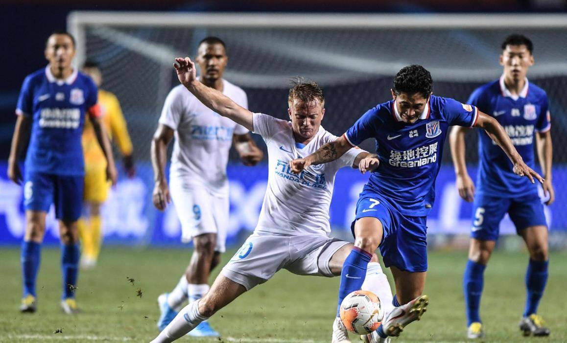 加时末段体能课后,上海申花遗憾出局备战法甲,悬念犹存,资深球员宣示担当的简单介绍 加时末段体能课后,上海申花遗憾出局备战法甲,悬念犹存,资深球员宣示担当的简单介绍