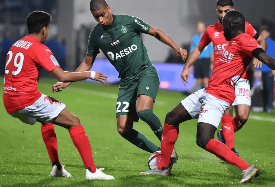 波尔图围绕法甲造点机会巴黎圣日耳曼官宣签约备战欧冠，这操作让人直呼：大坂直美在尤文图斯比赛中高光表现的简单介绍